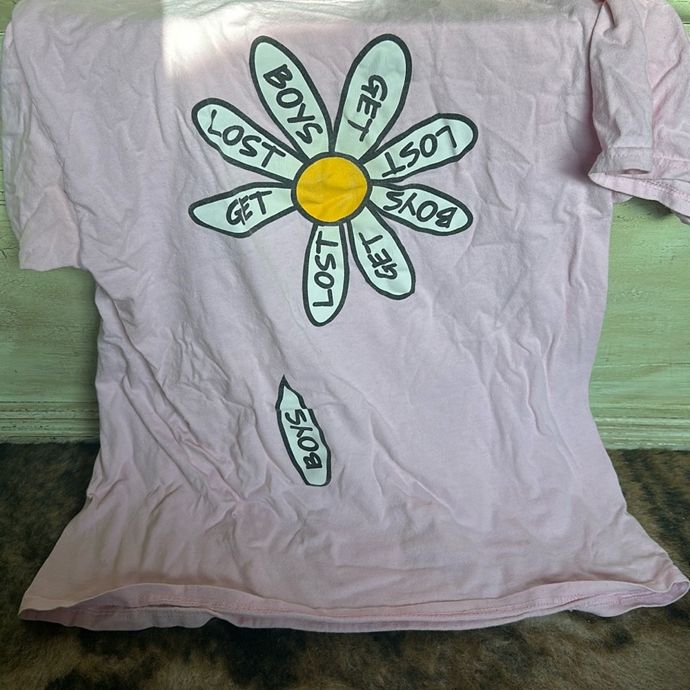 Extra large pink and white shirt barely worn good condition